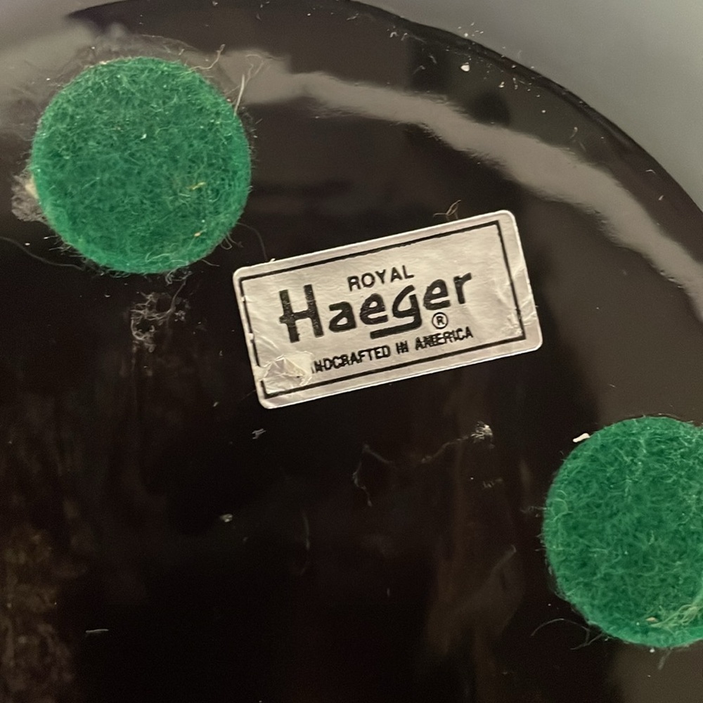 Royal Haeger vintage black glass saucer vase - Picture 5 of 5